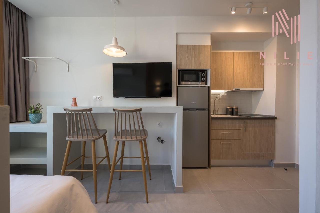 Yellow Door, Nilie Hospitality Mgmt Солун Екстериор снимка